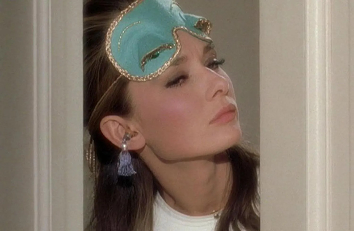 https://www.glamour.com/story/breakfast-at-tiffanys-problems